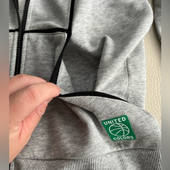 NWT - United Colors of Benetton Kids' Basketball Planet Hoodie - L/Size 8-9Y - Picture 4 of 7